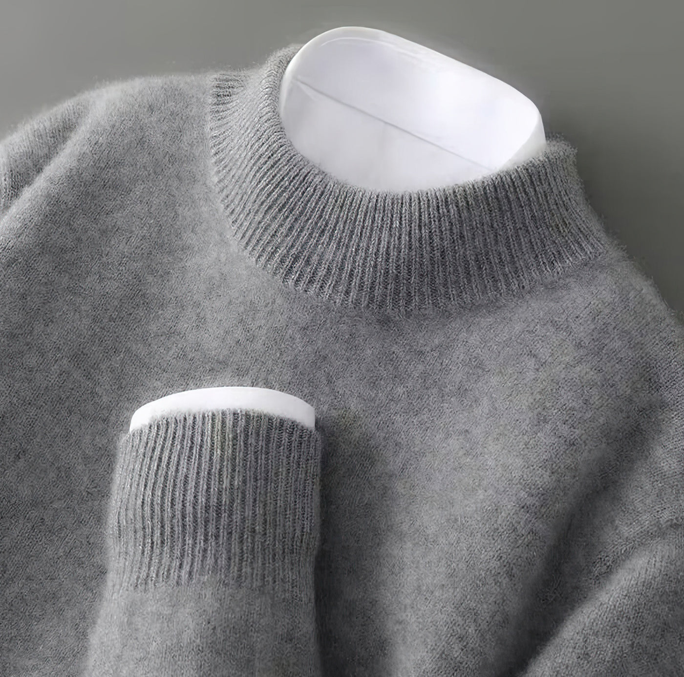 Vittoria™ | Maglione in puro cashmere con colletto alto